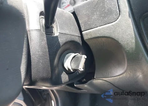 2006 Ford Escape Xls/Xls Manual from USA, damaged, VIN 1FMYU02ZX6KB36065